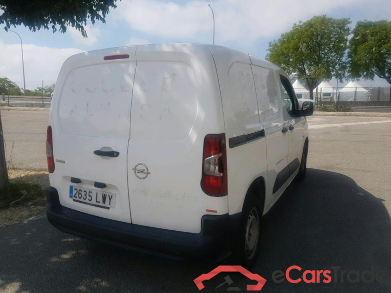 OPEL Combo / 2018 / 3P / furgón derivado de turismo 1.5 TD 75kW (100CV) Express L H1 650kg (AC) #2