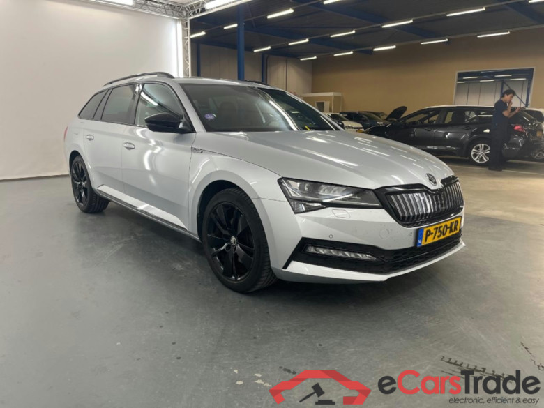SKODA Superb Combi 1.4 TSI iV Sportline Business #2