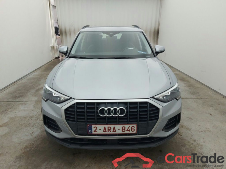 Audi Q3 35 TDI S Tronic Business Edition 5d #5