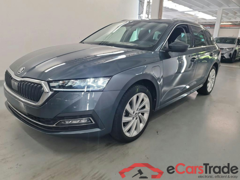 SKODA OCTAVIA COMBI 1.4 TSI PHEV 150KW DSG CLEVER #1