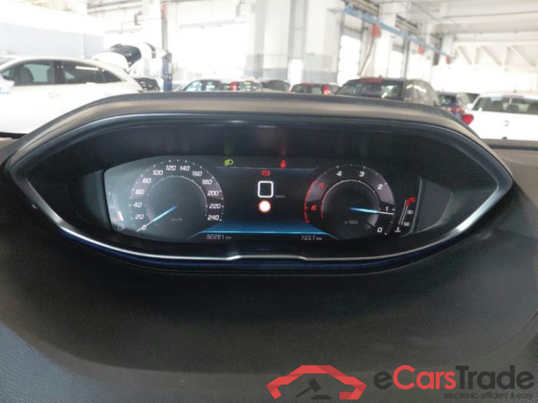 PEUGEOT 3008 / 2020 / 5P / SUV BLUEHDI 130 SeS ALLURE #4