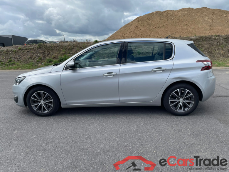 Peugeot 308 1.2 PureTech Allure Pano LED Navi Leather Klima PDC ... #2