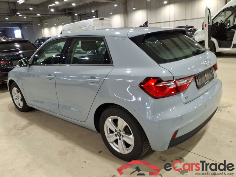 AUDI A1 1.0 25 TFSI ATTRACTION #2