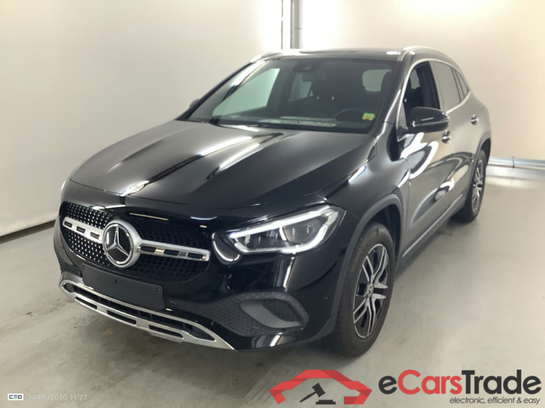 MERCEDES-BENZ GLA 1.3 GLA 250 E DCT BUSINESS SOLUTION