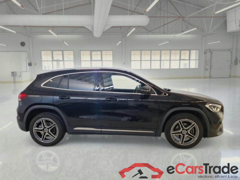 Mercedes GLA 250e Plug-In Hybrid AMG Aut. LED Widescreen Navi 1/2 Sport-Leather-Alcantara KeylessGo Camera 360 Klima PDC ... #3