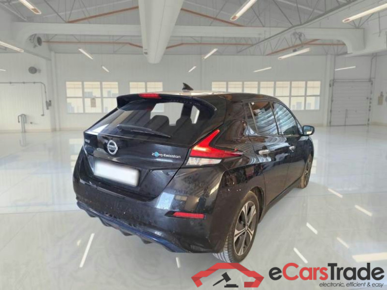 NISSAN LEAF / 2017 / 5P / BERLINA BUSINESS 40KWH #3