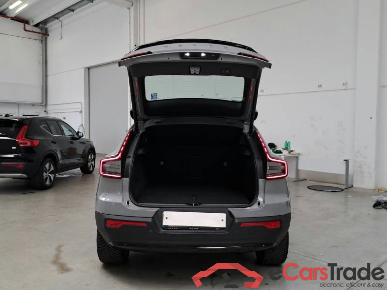 VOLVO C40 / 2021 / 5P / CROSSOVER SINGLE MOTOR EXTENDED RANGE PLUS #5