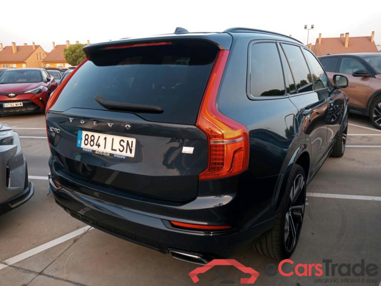 VOLVO XC90 / 2019 / 5P / todoterreno 2.0 T8 AWD Recharge R-Design Auto #2