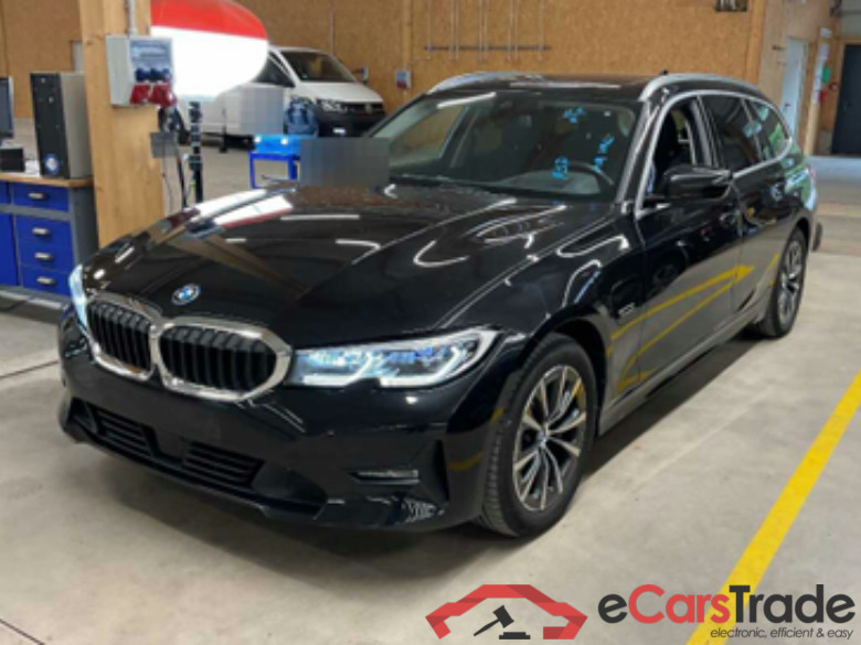 BMW 3er 330e Touring Aut. Advantage 5d 135kW