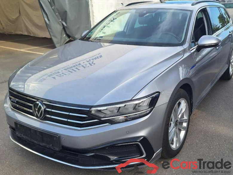 Passat Variant GTE 1.4 TSI 160KW AT6 E6d #1