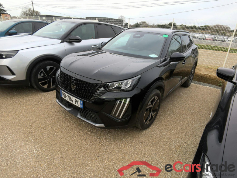 Peugeot 2008 Allure 1.2 PureTech 100 S&S BVM6 #1