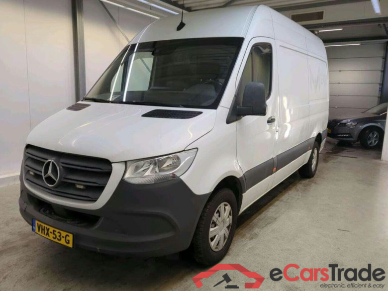 MERCEDES-BENZ Sprinter 317 1.9 CDI L2H2 DC