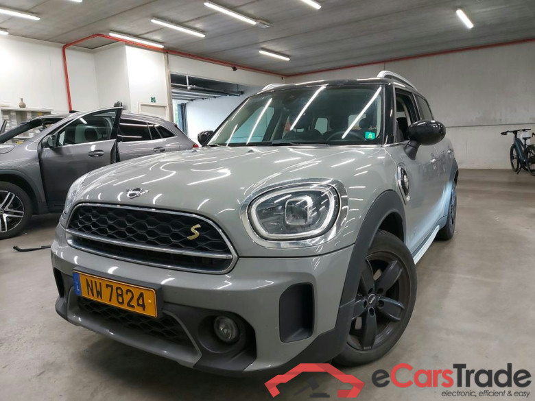 MINI - MIN COUNTRYMAN COOPER S E ALL4 AT 220PK Pack Classic & Comfort * HYBRID *