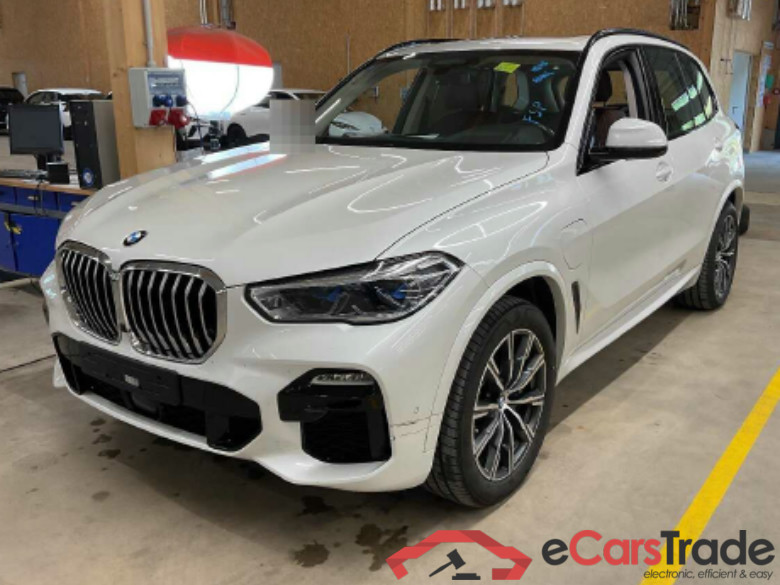 Baureihe X5 xDrive 45 e M Sport 3.0 290KW AT8 E6d