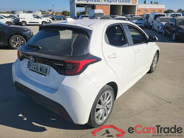 TOYOTA Yaris / 2020 / 5P / berlina con portón 1.5 120H Active Tech #2