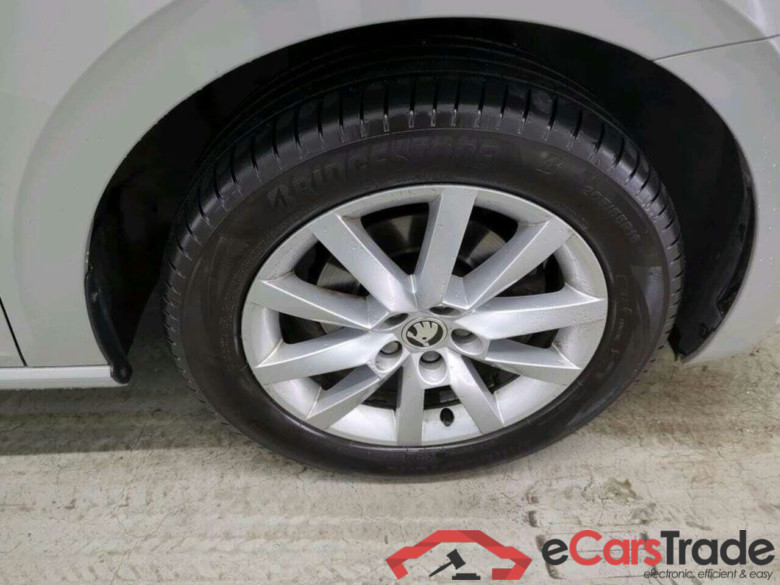 SKODA Scala 1.0 TSI Ambition #4
