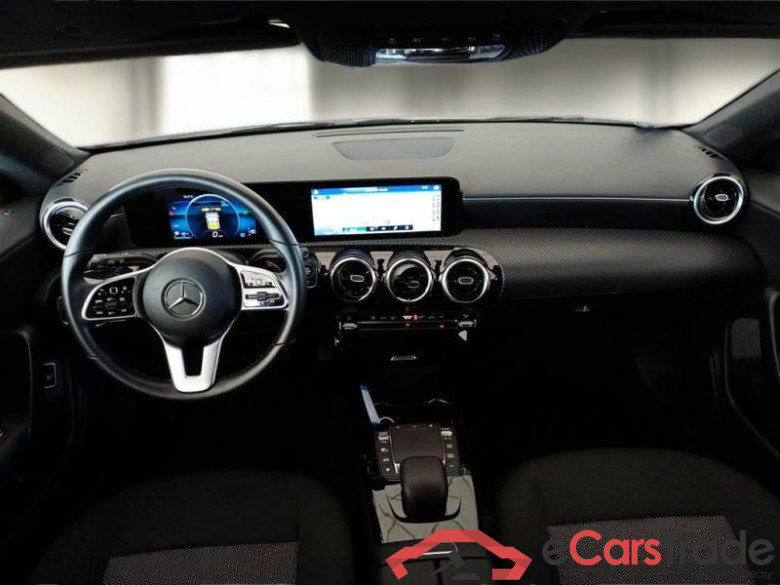 MERCEDES-BENZ CLA SHOOTING BRAKE / 2019 / 5P / STATION WAGON CLA 200 D AUTOMATIC BUSINESS EXTRA #3