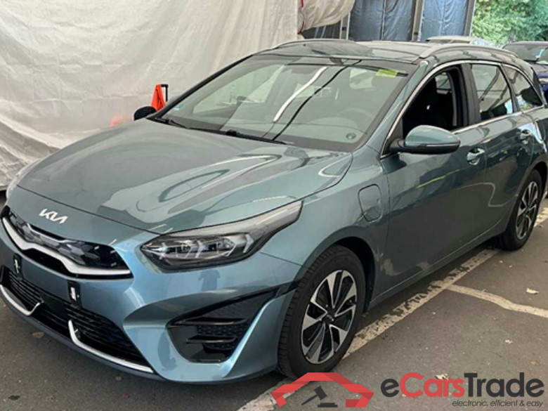 Ceed Sportswagon Plug-in Hybrid Vision 1.6 104KW AT6 E6d #1