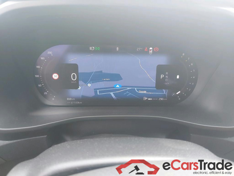 VOLVO XC40 / 2021 / 5P / todoterreno 2.0 B3 G Core Auto #4