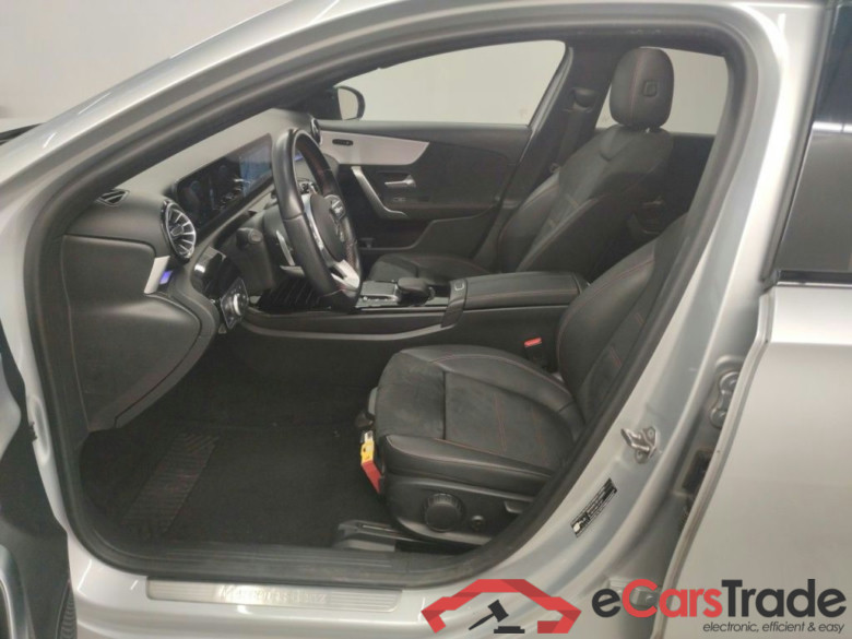 MERCEDES CLASSE A SEDAN DIESEL (V177) A 200 d 150 Business Solution (EU6d-TEMP) 4d Auto #3