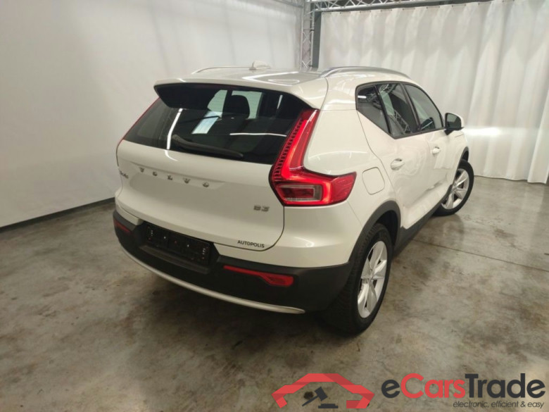 Volvo XC40 B3 Core DCT 5d #4