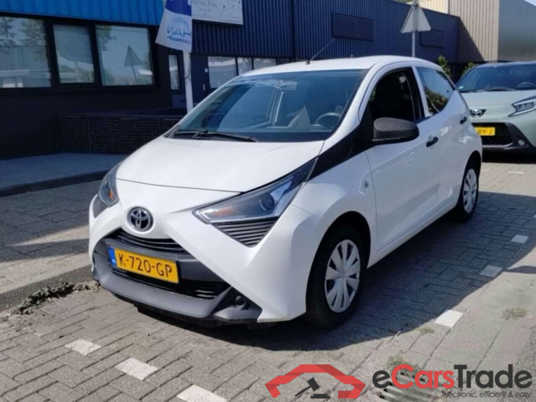 TOYOTA Aygo 1.0 VVT-i x-fun #1
