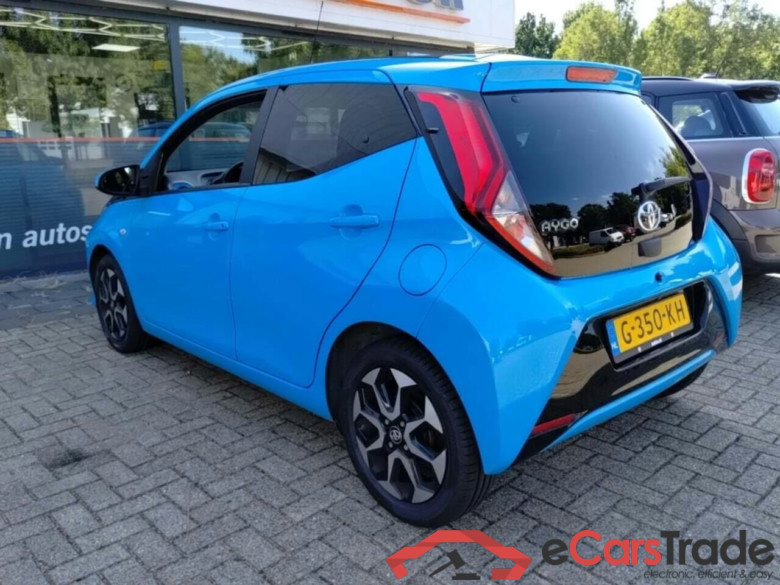 TOYOTA Aygo 1.0 VVT-i x-cite #3