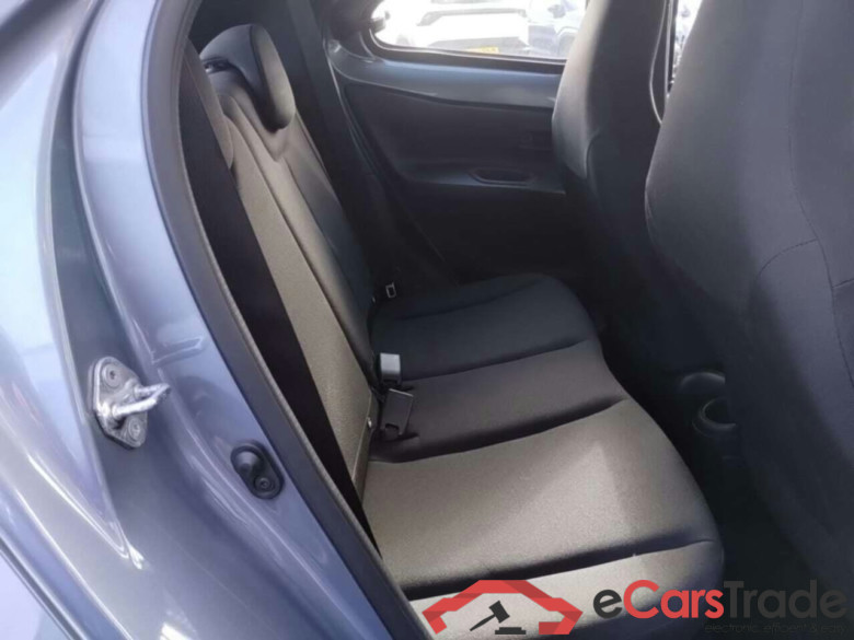 TOYOTA Aygo X 1.0 VVT-i S-CVT Play #5