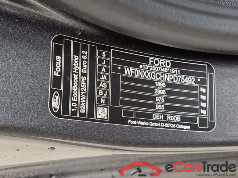 FORD FOCUS 1.0 EcoBoost Hybrid Titanium #4