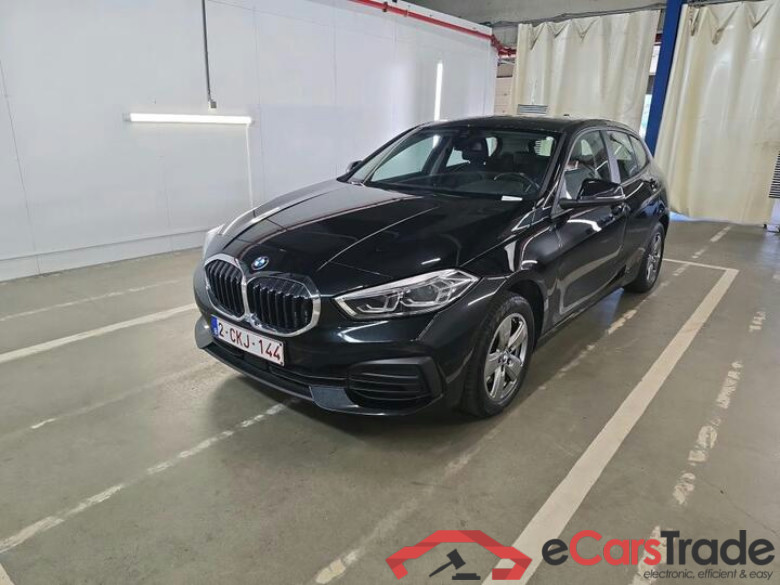 BMW 1 Reeks Hatch 1 Reeks Hatch 118iA (100 kW) 100kW/136pk  5D/P Auto-7 #1