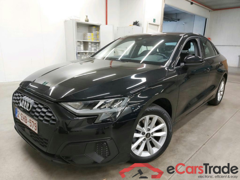 AUDI - AUD A3 BERLINE TDi 116PK Attraction Pack Business #1