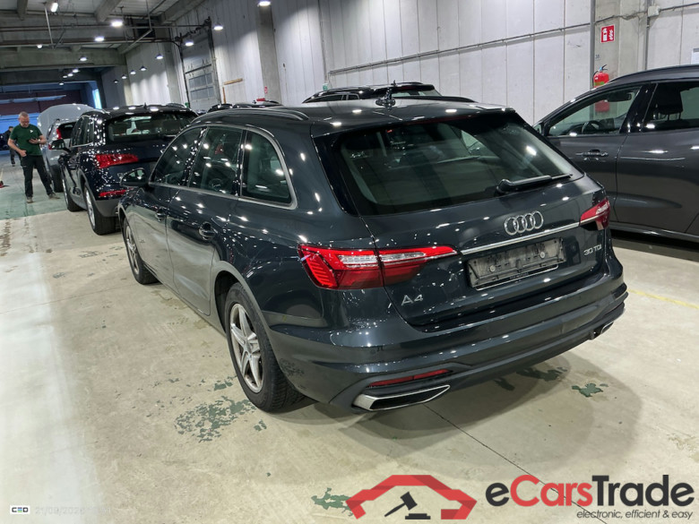 AUDI A4 AVANT DIESEL - 2020 30 TDi #3