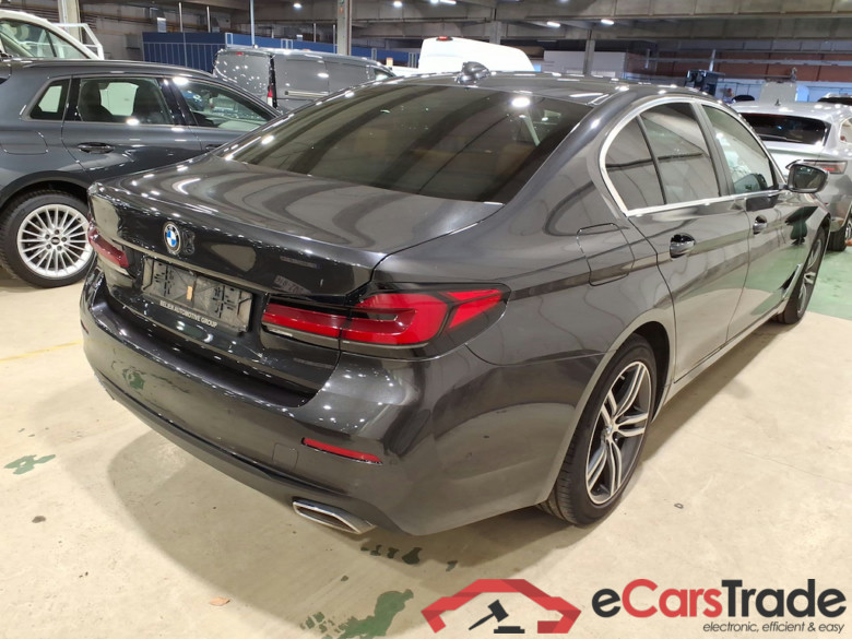 BMW 5 SERIES BERLINE 2.0 518D 110KW AUTO #4