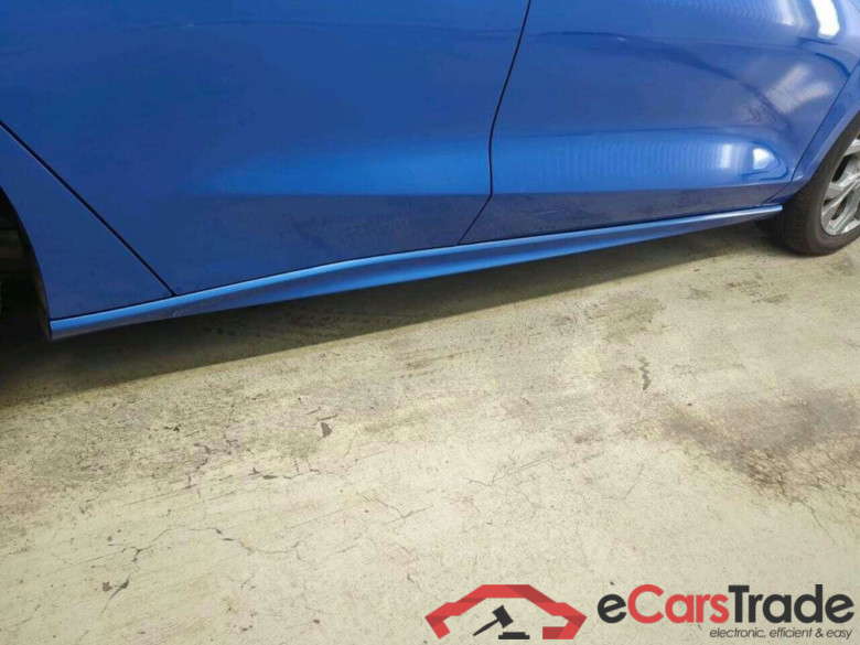 FORD Focus Wagon 1.0 EBH ST Line #6