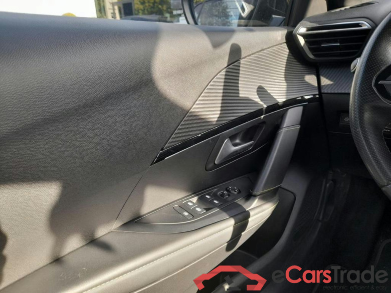 PEUGEOT 208 1.2i PureTech GT Line (EU6.3) #5