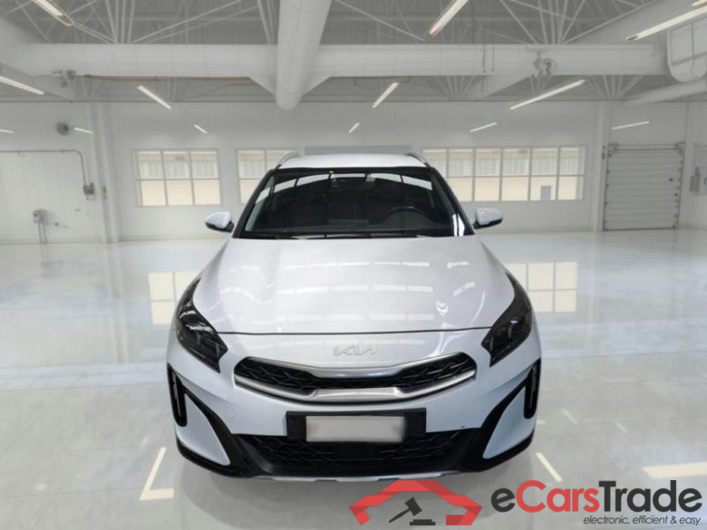 KIA XCEED / 2022 / 5P / CROSSOVER 1.6 CRDI 136 CV MHEV IMT BUSINESS #6