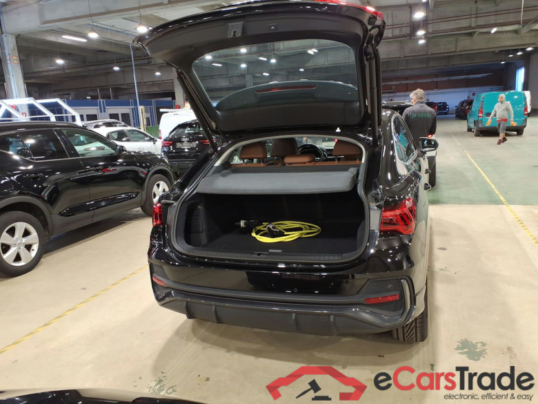 AUDI Q3 Sportback 1.4 45 TFSI E S TRONIC #3