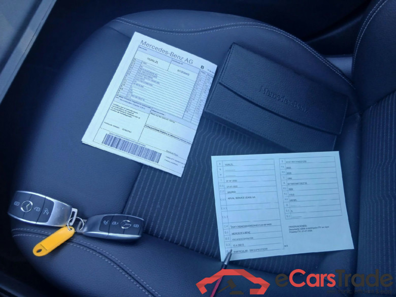 MERCEDES-BENZ CLA / 2019 / 4P / coupé CLA 200 D DCT #5
