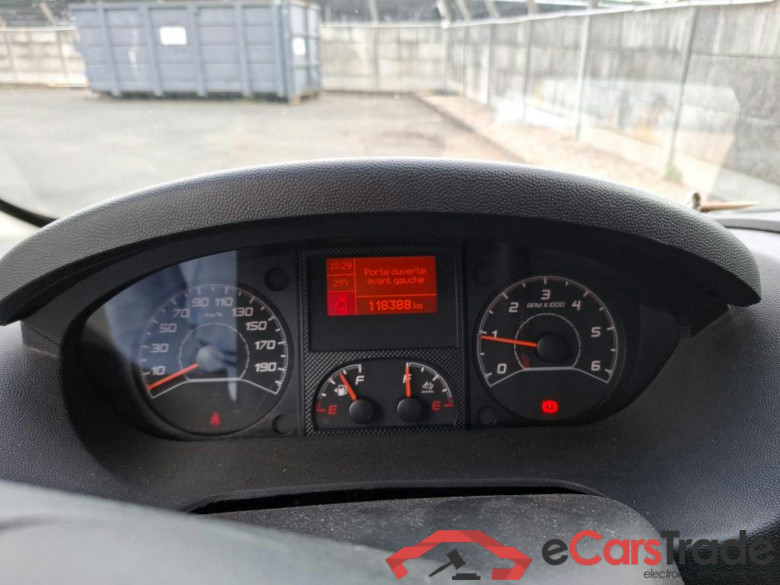 FIAT Ducato SC 2014 2P Châssis cabine 3 5 L 2 3 Multijet 140 Business #6