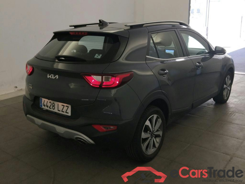 KIA Stonic / 2017 / 5P / todoterreno 1.0 T-GDi 74kW (100CV) MHEV iMT Drive #2