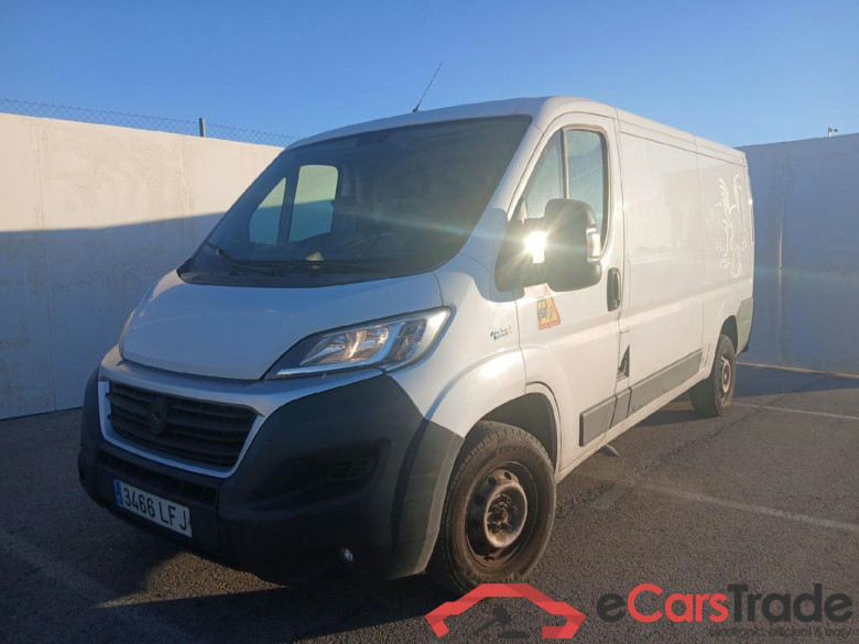 FIAT Ducato / 2014 / 4P / furgón Furgón 35 Medio 100kW Natural Power #1