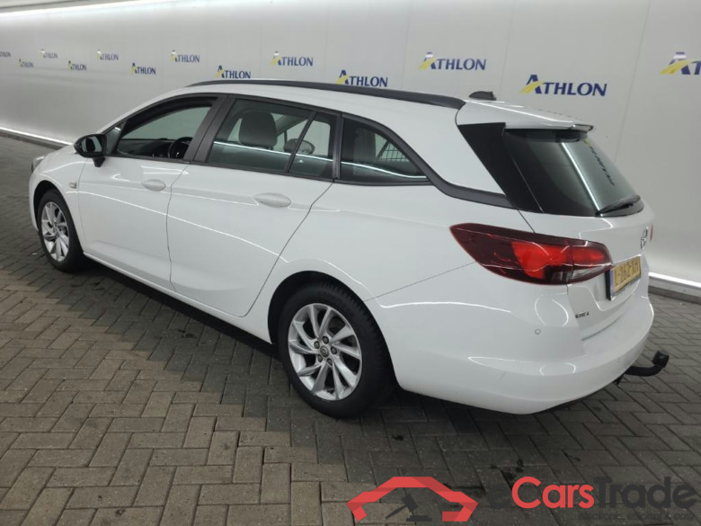 OPEL Astra Sports Tourer 1.2 turbo 81kW Edition 5D #4