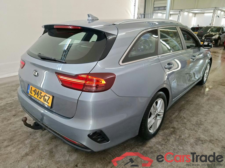 Kia Ceed Sportswagon 1.5 T-GDi DynamicLine 5d #2