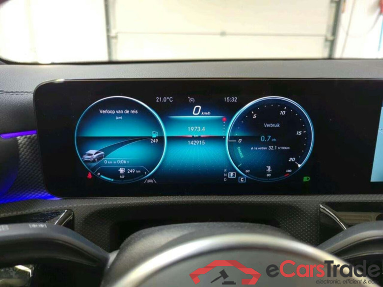 MERCEDES-BENZ CLA-klasse Shooting Brake 180 d Bns Sol. Lux. #5