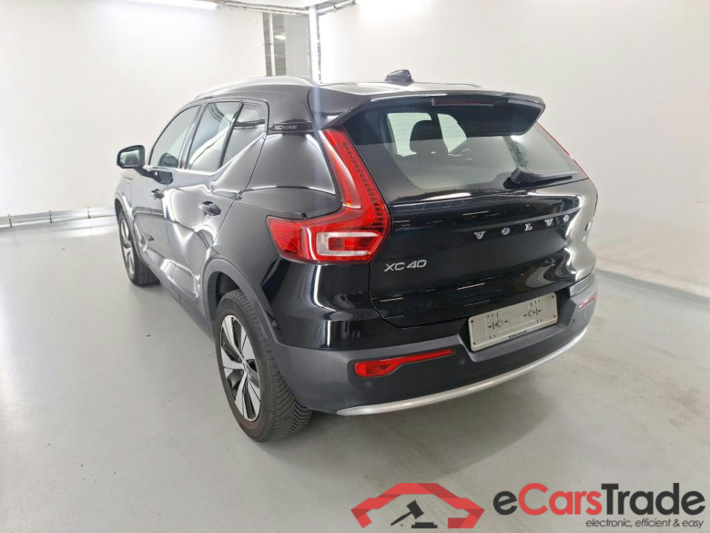 VOLVO XC40 1.5 T4 PHEV CORE DCT #3