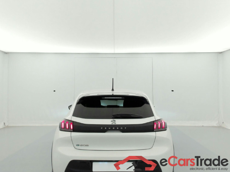 Peugeot 208 Allure Business Electrique 50 kWh 136ch #6