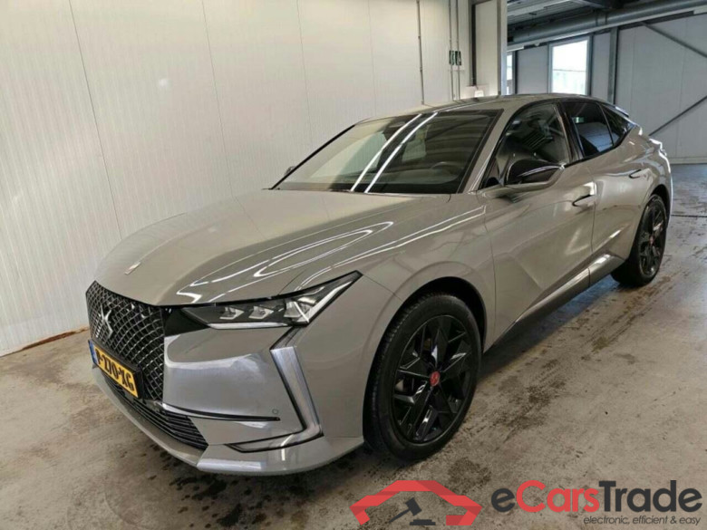 DS 4 E-Tense Perf. Line+