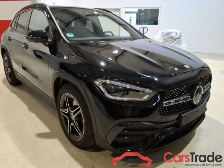 Mercedes-Benz GLA (BM 247)(02.2020->) DE - SUV5 GLA 200 EU6d, AMG Line, 2020 - 2023 #1