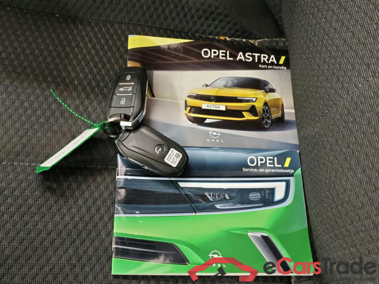 Opel Astra Sports Tourer 1.2 turbo S/S 96kW auto Business Edition 5d #4