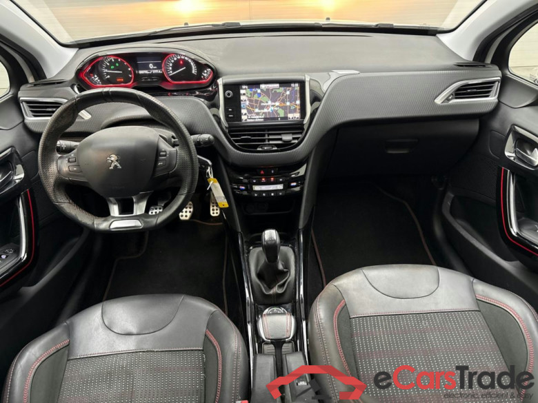 PEUGEOT 2008 1.2 PureTech GT-line #6